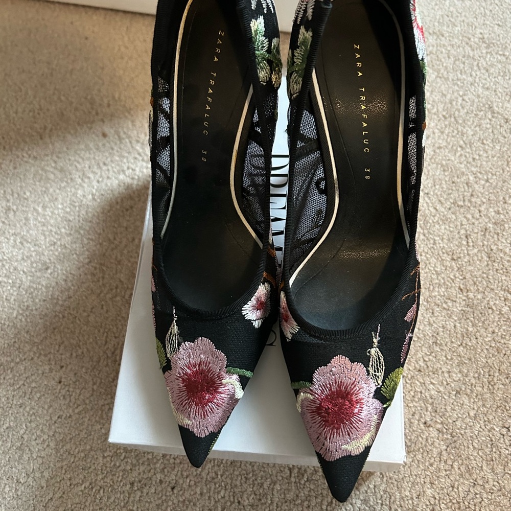 Zara Black and Pink Heels.